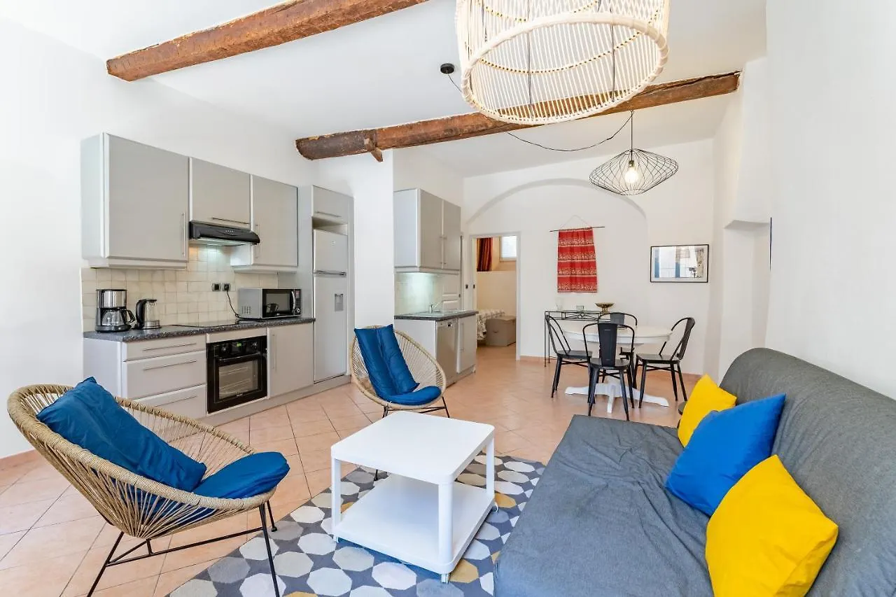 Droit Au Port Par Dodo-A-Cassis Apartment