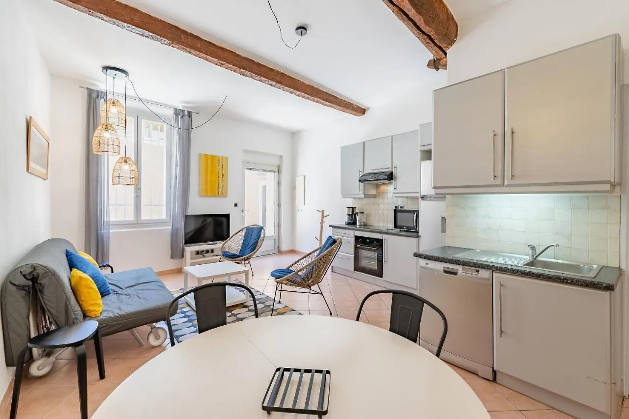 Droit Au Port Par Dodo-A-Cassis Apartment